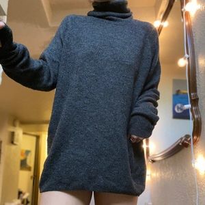 Long turtleneck sweater